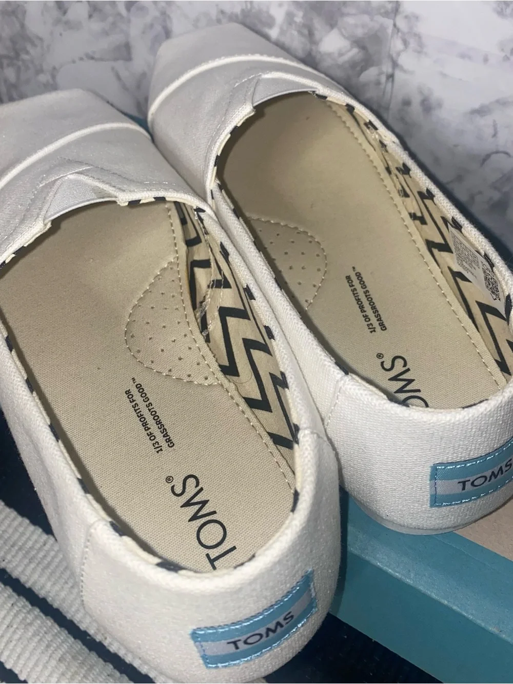 Toms Classic Men's Slip-On Canvas Loafers in White
